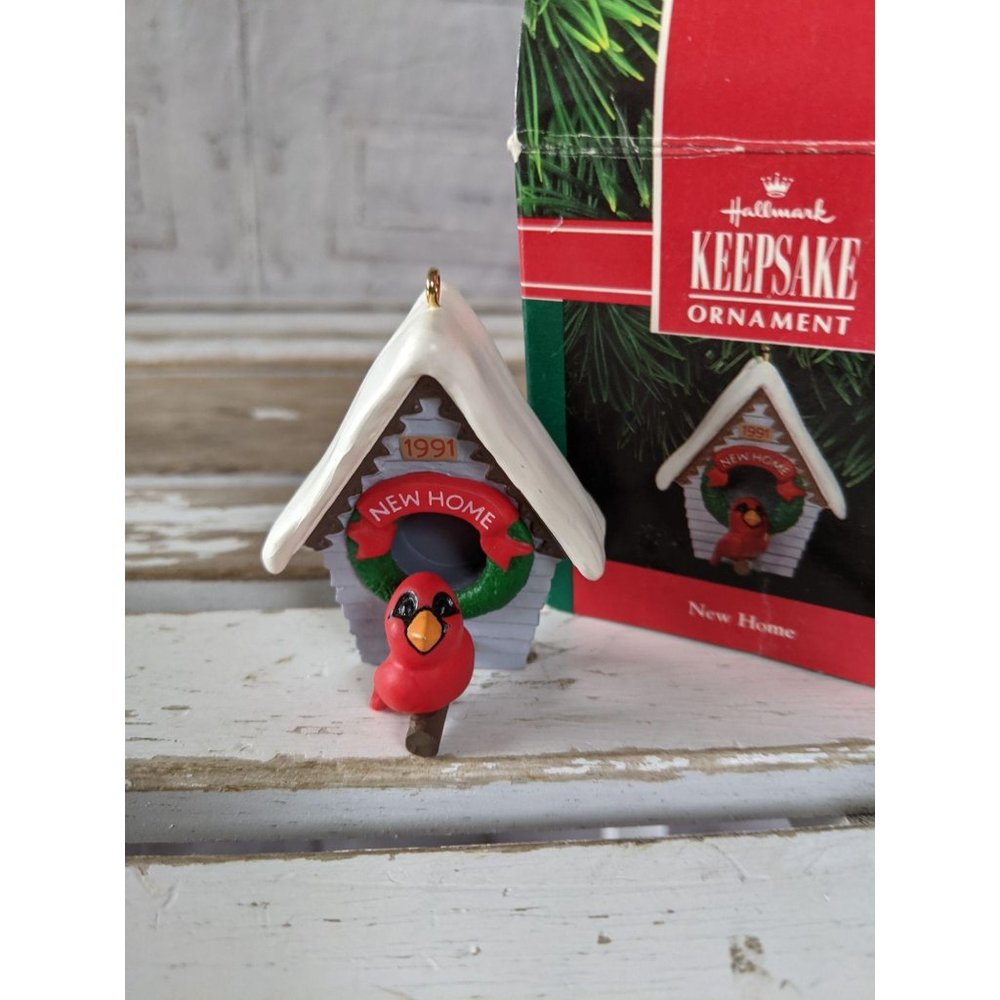 Hallmark new home cardinal birdhouse 1991 ornament